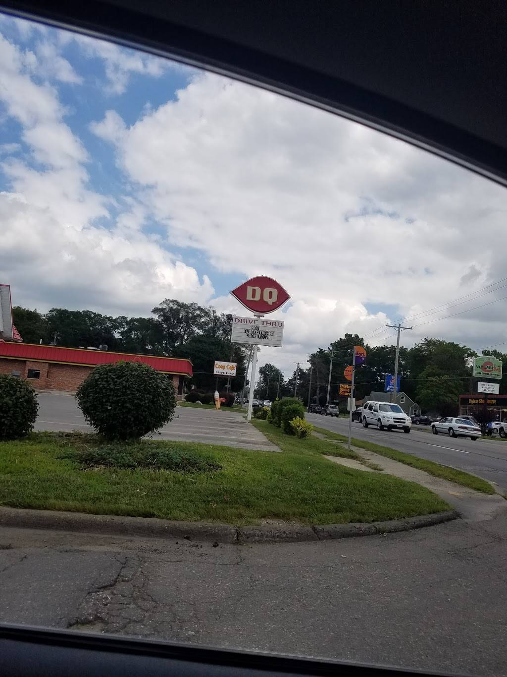 Dairy Queen Brazier | restaurant | 5415 Douglas Ave, Des Moines, IA 50310, USA | 5152781847 OR +1 515-278-1847