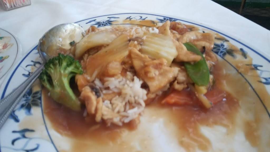 Hong Huah | restaurant | 5924 W Fullerton Ave, Chicago, IL 60639, USA | 7738894800 OR +1 773-889-4800