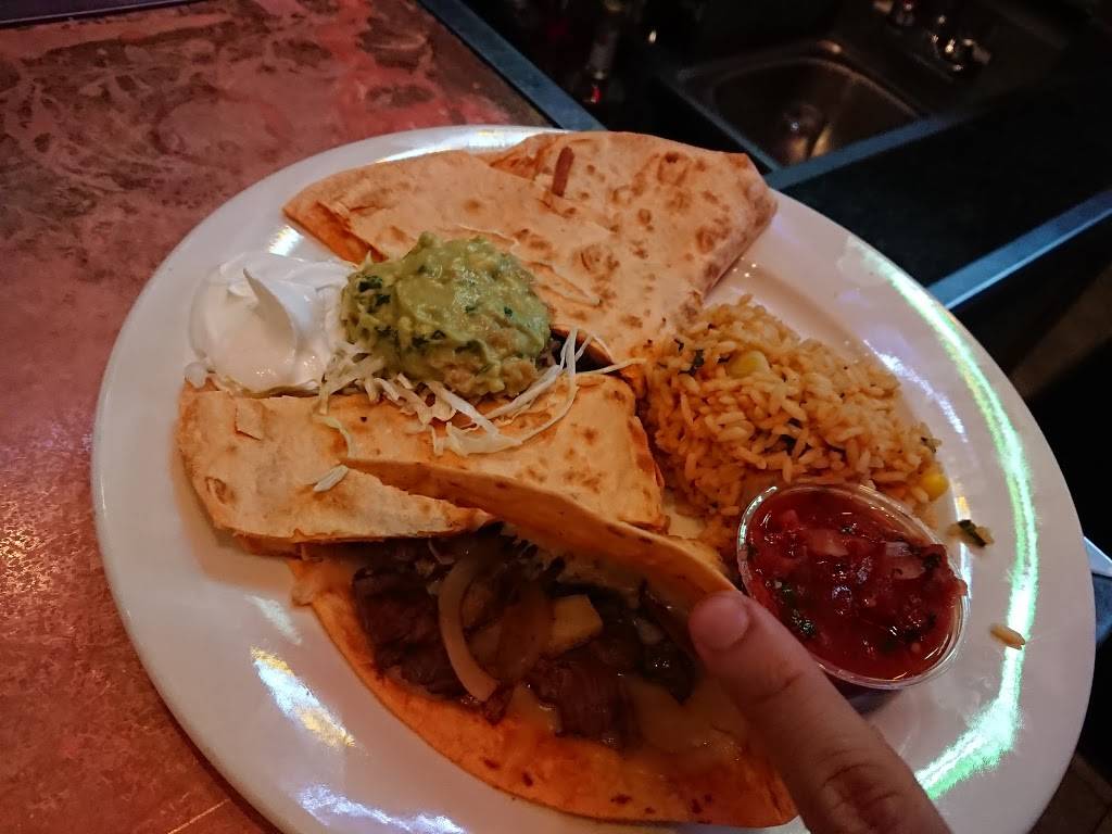 Sunset Cantina | restaurant | 916 Commonwealth Avenue, Boston, MA 02215, USA | 6177318646 OR +1 617-731-8646