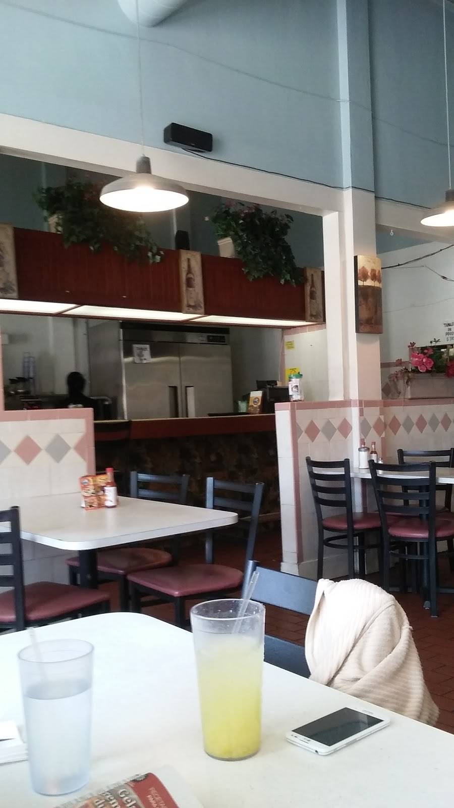 Golfo DE Fonseca Restaurant | restaurant | 808 N Vermont Ave, Los Angeles, CA 90029, USA | 3236602812 OR +1 323-660-2812