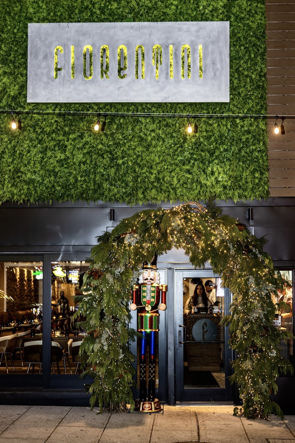 Fiorentini | restaurant | 98 Park Ave, Rutherford, NJ 07070, USA | 9737213404 OR +1 973-721-3404