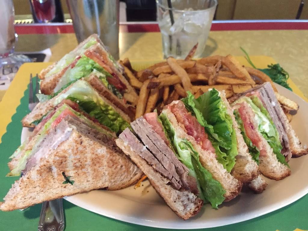 Miss Katies Diner | restaurant | 1900 W Clybourn St, Milwaukee, WI 53233, USA | 4143440044 OR +1 414-344-0044