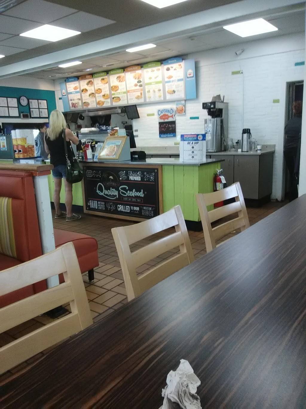 Captain Ds | restaurant | 2634 Scottsville Rd, Bowling Green, KY 42101, USA | 2707813485 OR +1 270-781-3485