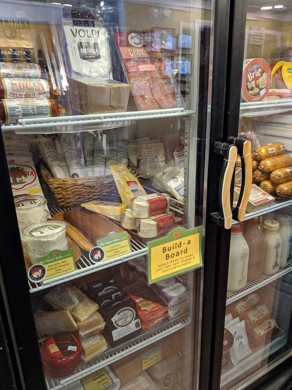 The Dinner Belles Kitchen Cupboard | meal takeaway | 24 E Broad Way, Lovettsville, VA 20180, USA | 5408224883 OR +1 540-822-4883