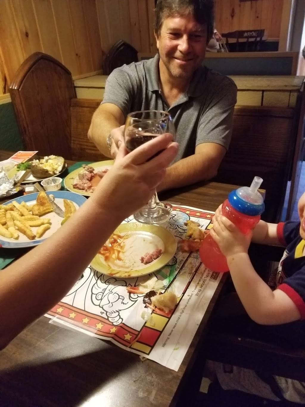 Fosters Restaurant | restaurant | 50 Canning St, Hilton, NY 14468, USA | 5853924081 OR +1 585-392-4081