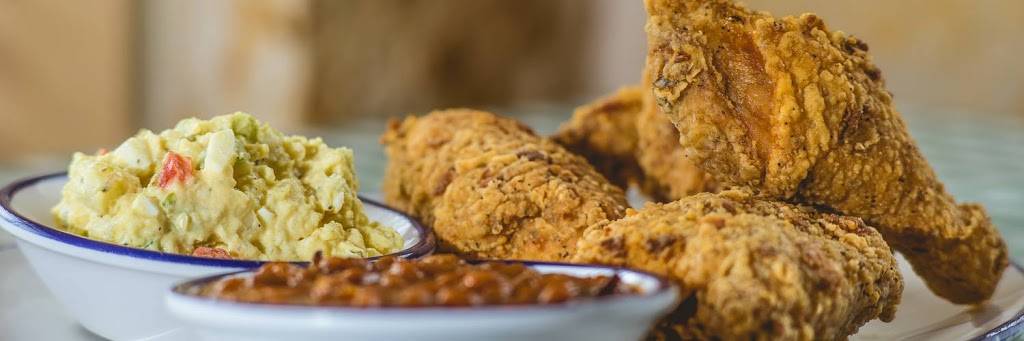 Mias Table | restaurant | 18450 I-45, Shenandoah, TX 77384, USA | 8327648286 OR +1 832-764-8286