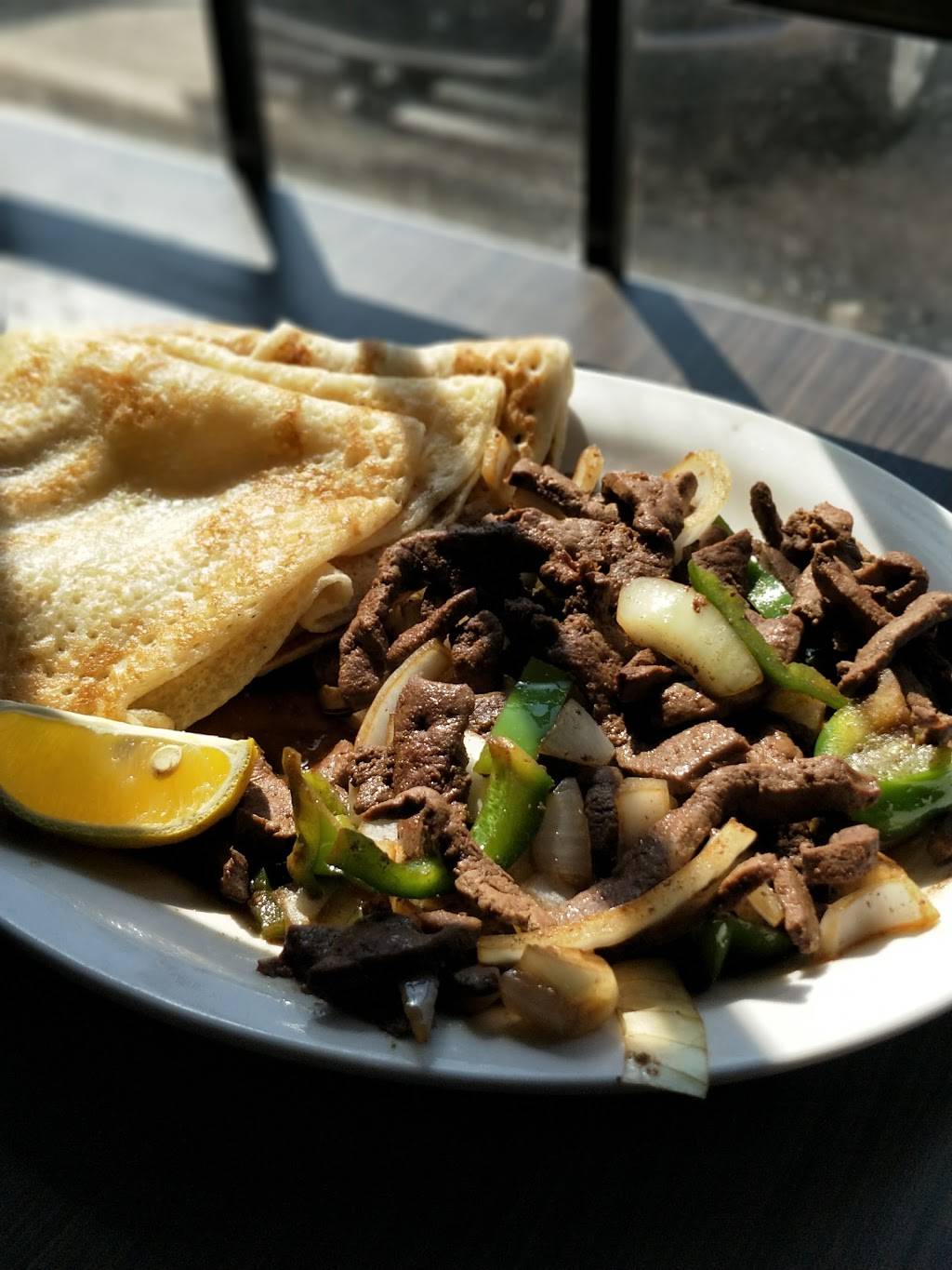 Salaama Hut | restaurant | 1987 Kipling Ave, Etobicoke, ON M9W 4J4, Canada | 4167447413 OR +1 416-744-7413