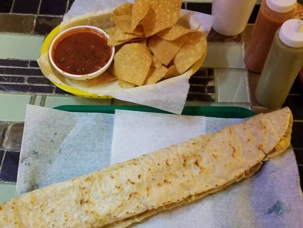 Machetes Mexican Restaurant | restaurant | 591 Allison-Bonnett Memorial Dr, Bessemer, AL 35023, USA | 2059167624 OR +1 205-916-7624