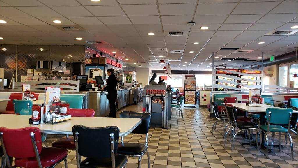 Dennys | restaurant | 1377 W Foothill Blvd, Rialto, CA 92376, USA | 9098738881 OR +1 909-873-8881