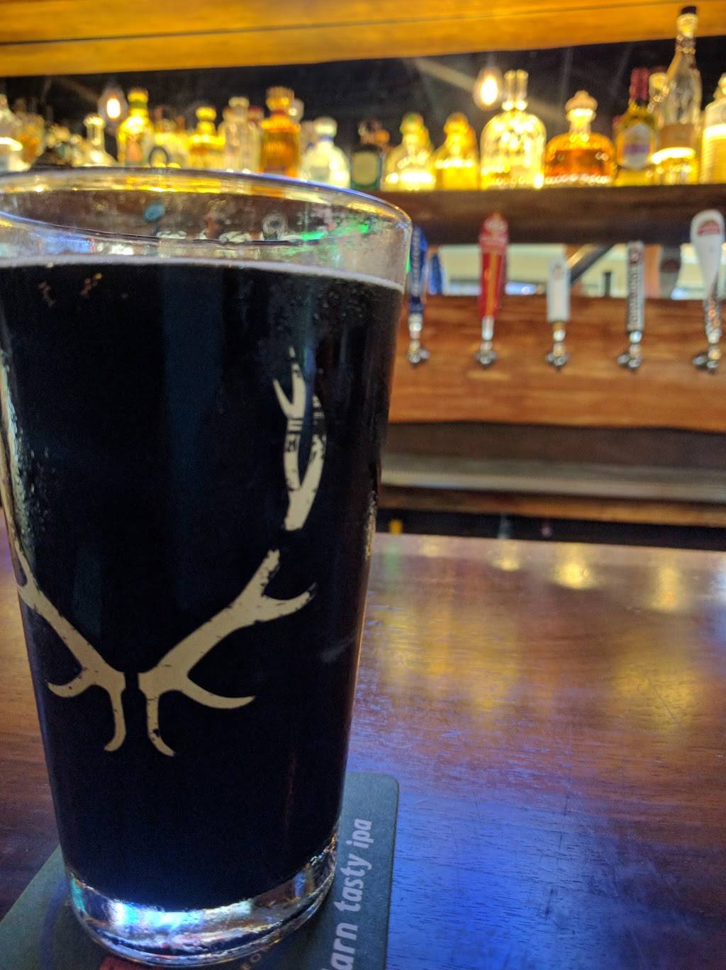 The Lodge Sports Grille | restaurant | 15117 Main St b101, Mill Creek, WA 98012, USA | 4252256347 OR +1 425-225-6347