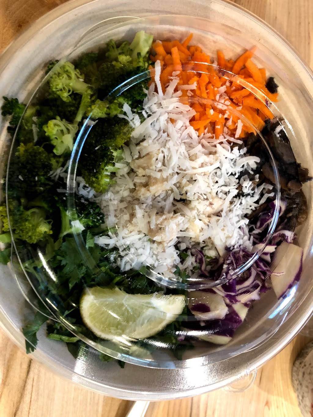 Freshii | restaurant | 354 W 5th St, Fort Worth, TX 76102, USA | 8172031035 OR +1 817-203-1035
