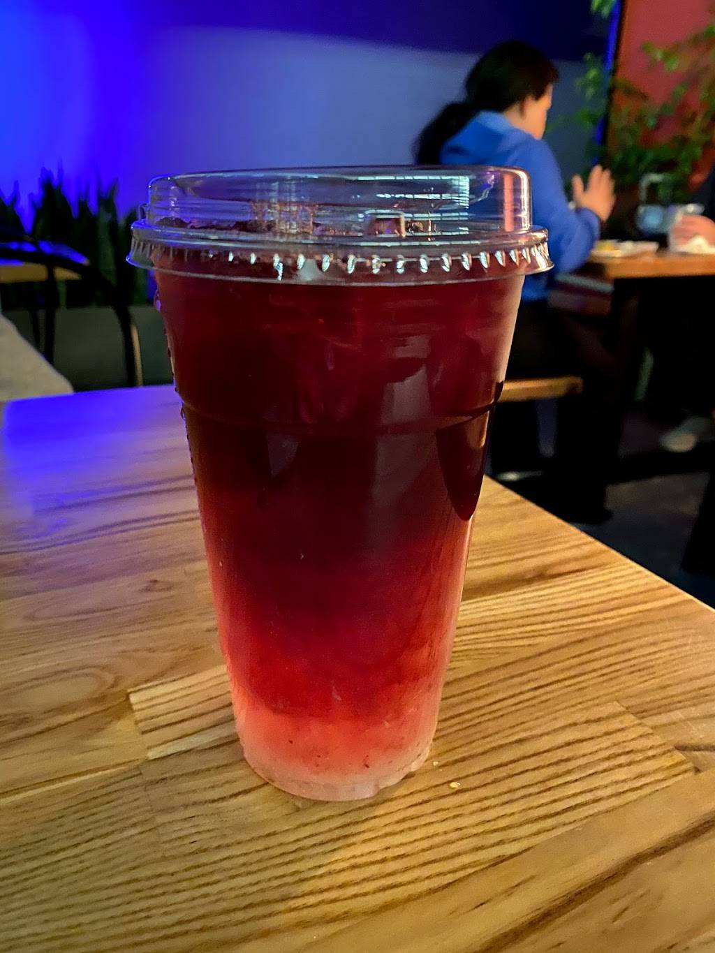 Guisados | restaurant | 120 S Linden Dr, Beverly Hills, CA 90212, USA | 3102718114 OR +1 310-271-8114