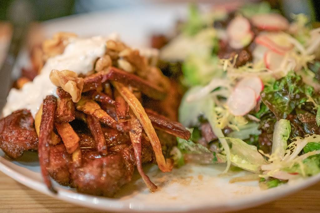 Select Oyster Bar | restaurant | 50 Gloucester St, Boston, MA 02115, USA | 8572398064 OR +1 857-239-8064