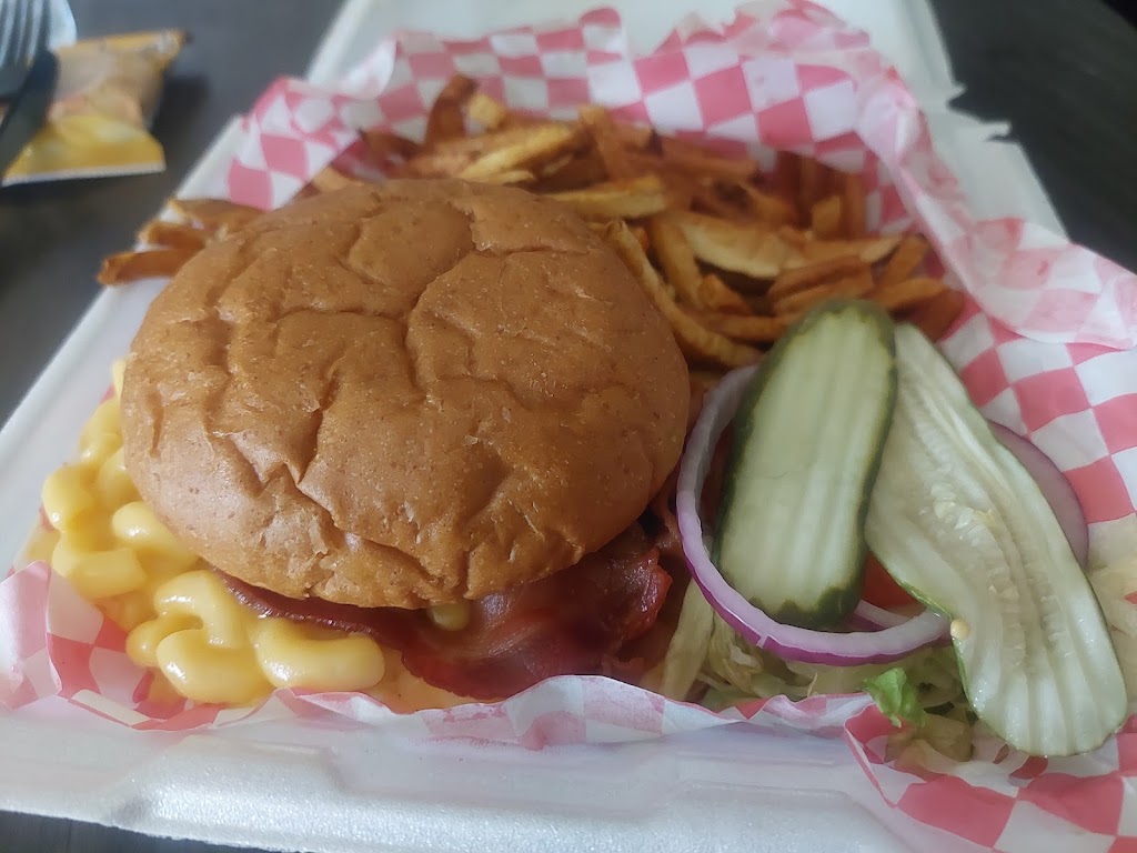 Pit Stop Gourmet Burgers | restaurant | Behind the building, 1939 S Frontage Rd Unit F, Sierra Vista, AZ 85635, USA | 7198920224 OR +1 719-892-0224