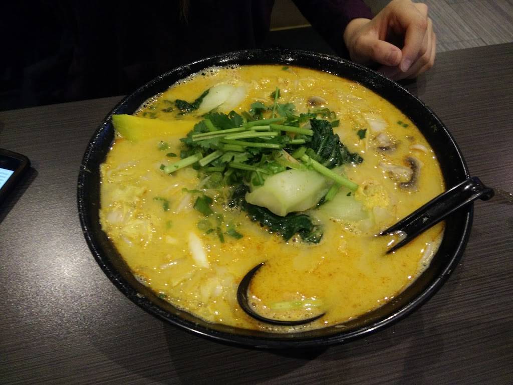 Lucky Noodle | restaurant | 1661 Denison St #39, Markham, ON L3R 6E5, Canada | 9055137831 OR +1 905-513-7831