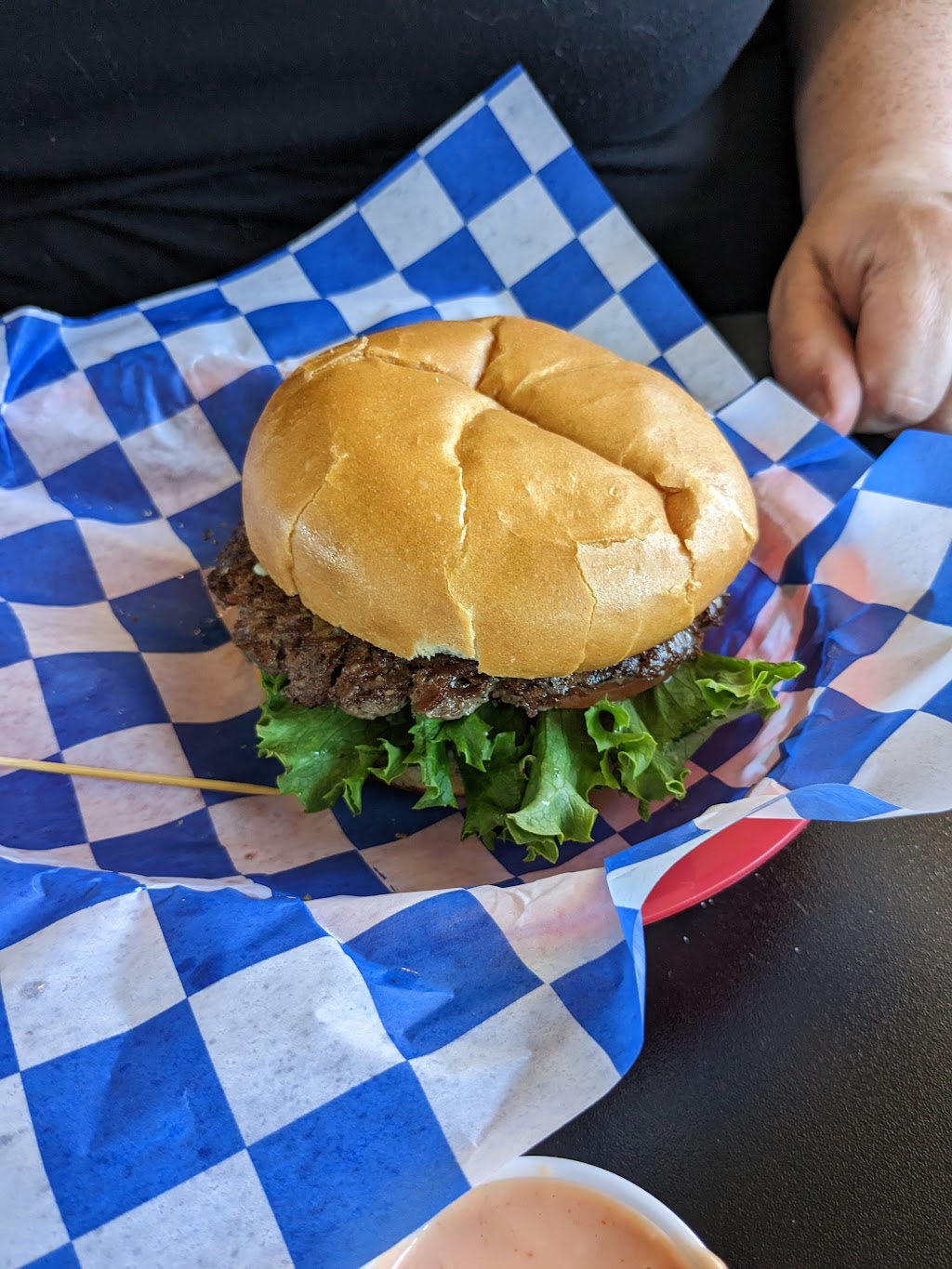 Barneys Burgers | restaurant | 1850 Biddle Rd, Medford, OR 97504, USA | 5415001092 OR +1 541-500-1092