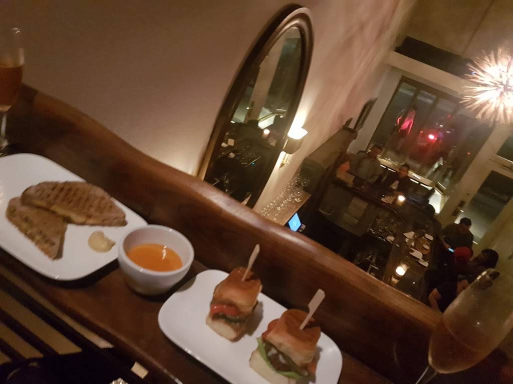 Howells | restaurant | 2373 Chestnut St, San Francisco, CA 94123, USA | 4158142150 OR +1 415-814-2150