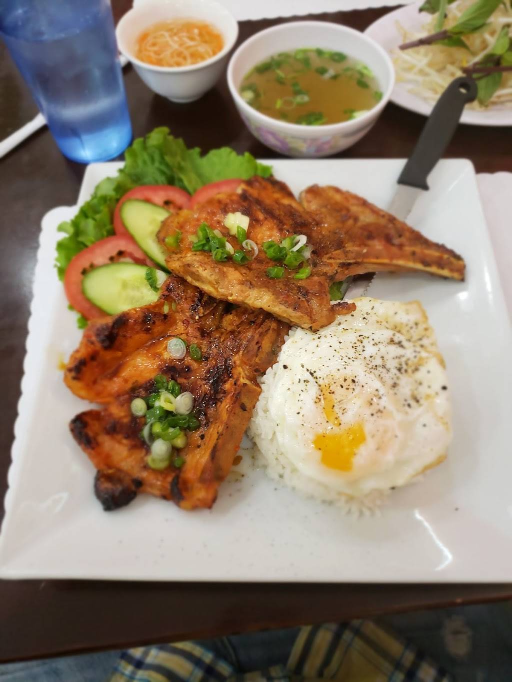 Viet Phomula | meal takeaway | 113 E Lemon Ave, Monrovia, CA 91016, USA | 6267899563 OR +1 626-789-9563