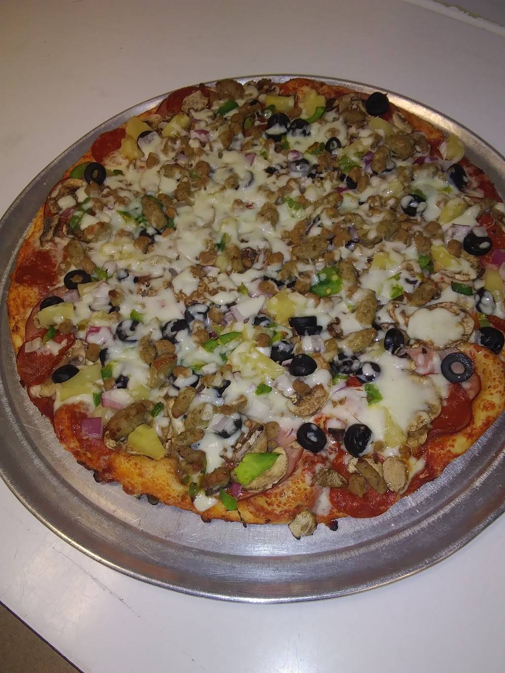 Lone Elder Pizza | restaurant | 207 SW 1st Ave, Canby, OR 97013, USA | 5032661888 OR +1 503-266-1888