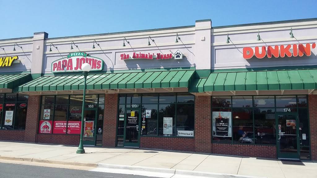 Papa Johns Pizza | restaurant | 20789 Great Falls Plaza, Sterling, VA 20165, USA | 7034217272 OR +1 703-421-7272
