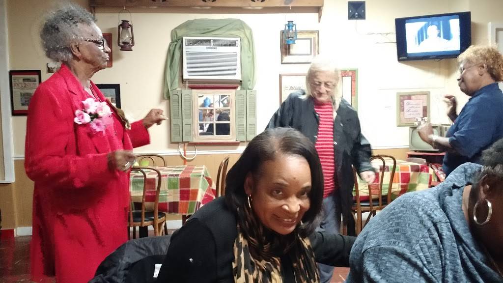 Ds Soul Food Cafe | restaurant | 58015 Main St, Plaquemine, LA 70764, USA | 2252387441 OR +1 225-238-7441