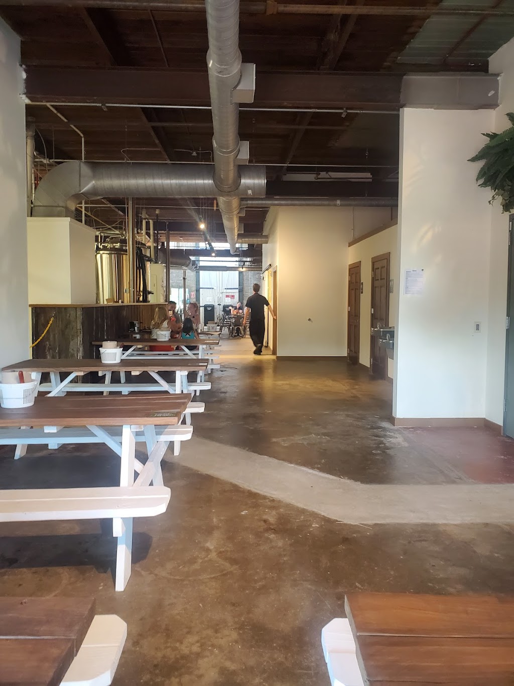 Pangaea Brewing | restaurant | 115 Welborn St, Greenville, SC 29601, USA | 8645091850 OR +1 864-509-1850