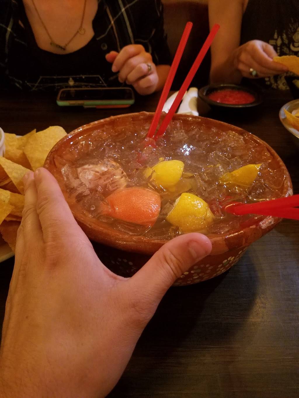 Felipes Mexican Restaurant | meal takeaway | 3434 W Central Ave, Wichita, KS 67203, USA | 3169429131 OR +1 316-942-9131