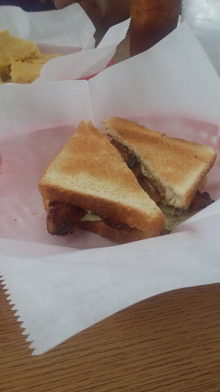 Mullys | restaurant | 695 Lancaster Bypass E, Lancaster, SC 29720, USA | 8032853424 OR +1 803-285-3424