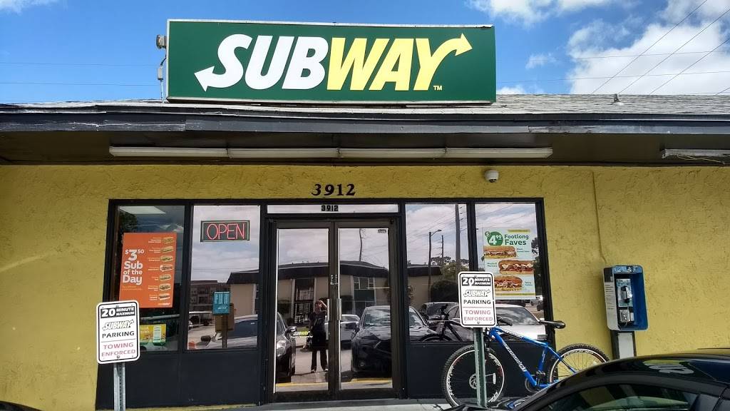 Subway | restaurant | 3912 N Alafaya Trail, Orlando, FL 32826, USA | 4072773350 OR +1 407-277-3350