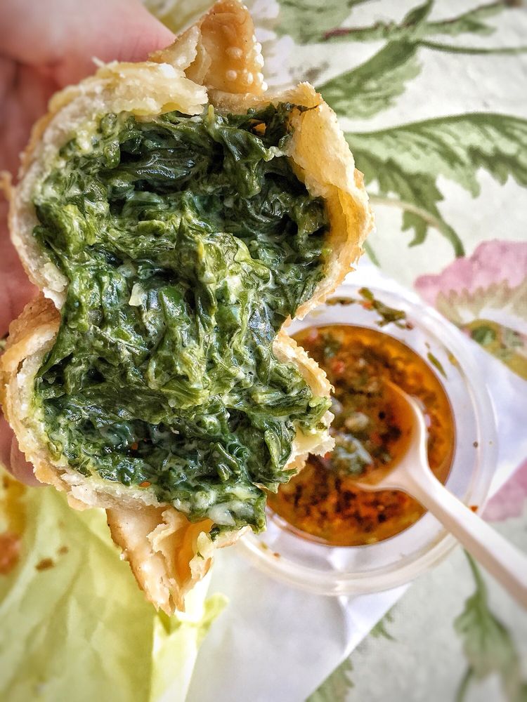 Furnos Pizza and empanadas | restaurant | 1515 N Mountain Ave D, Ontario, CA 91762, USA | 9097815615 OR +1 909-781-5615