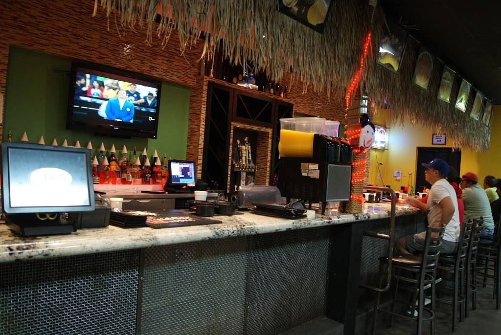 Mariscos Mr Shrimp | restaurant | 1749 W Main St Suite 7, Mesa, AZ 85201, USA | 4804644721 OR +1 480-464-4721