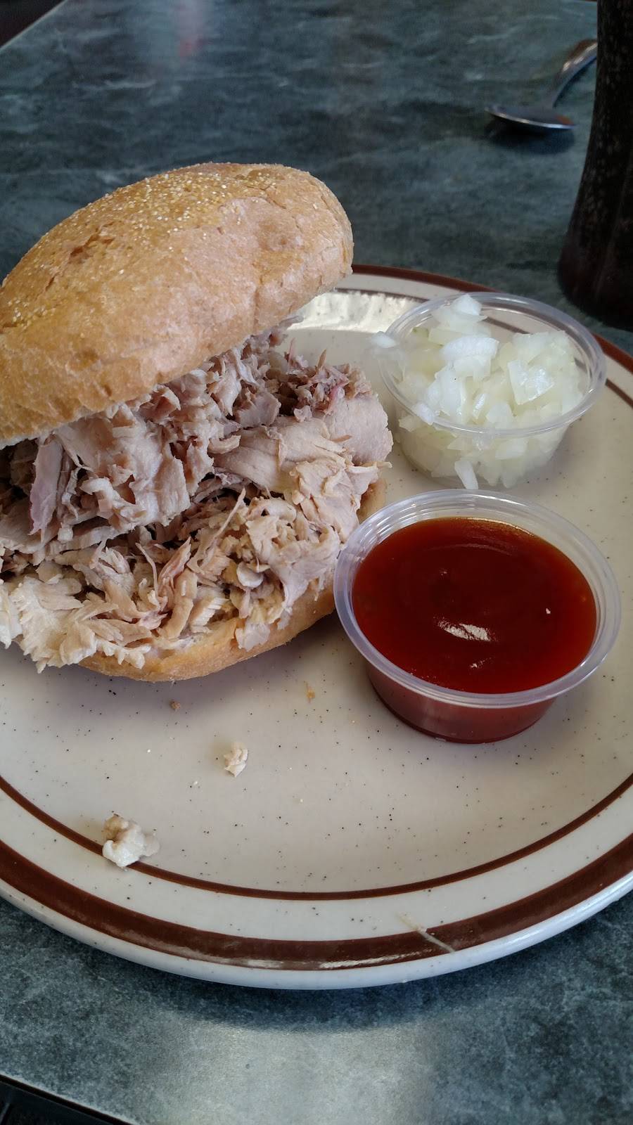 Ritz Barbecue | restaurant | 302 N 17th St, Allentown, PA 18104, USA | 6104320952 OR +1 610-432-0952