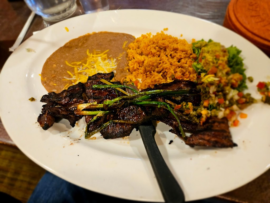 Pueblo Lindo | restaurant | 3327 N Eagle Rd Suite 170, Meridian, ID 83646, USA | 2088885888 OR +1 208-888-5888