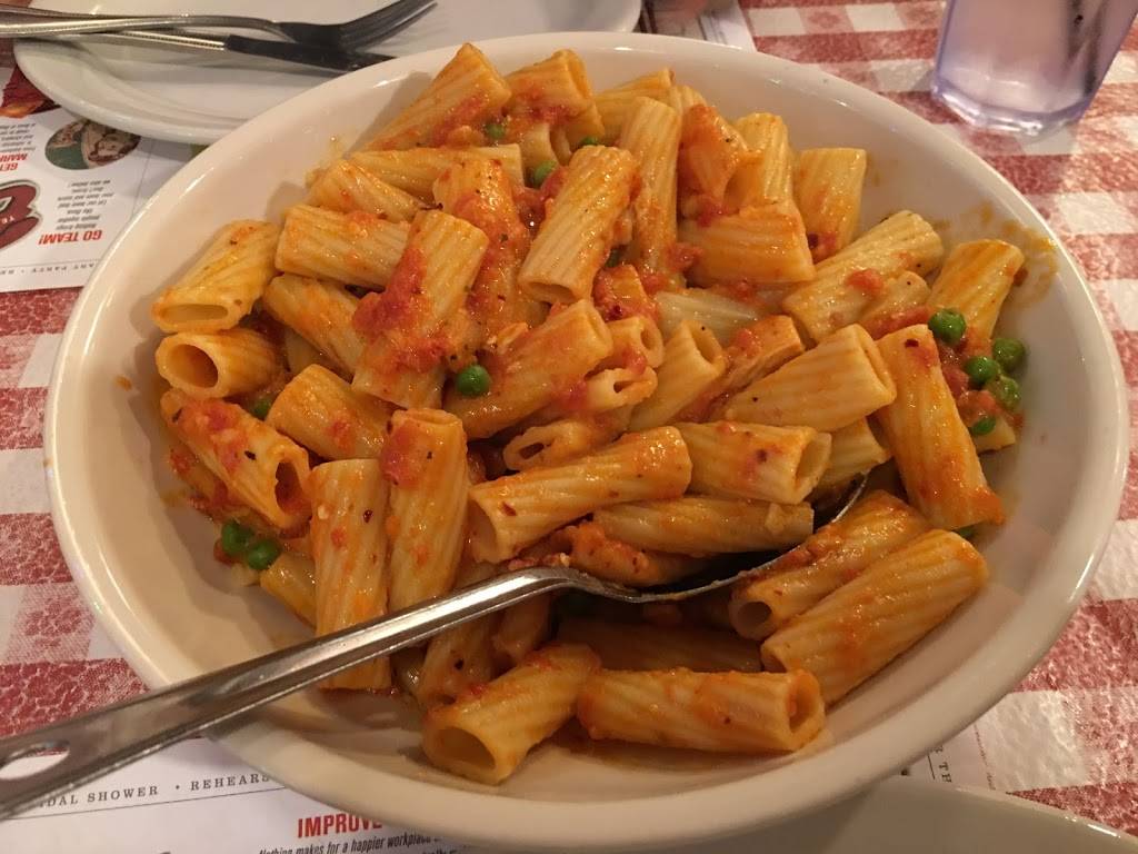 Buca di Beppo Italian Restaurant | restaurant | 343 N Front St, Columbus, OH 43215, USA | 6146213287 OR +1 614-621-3287