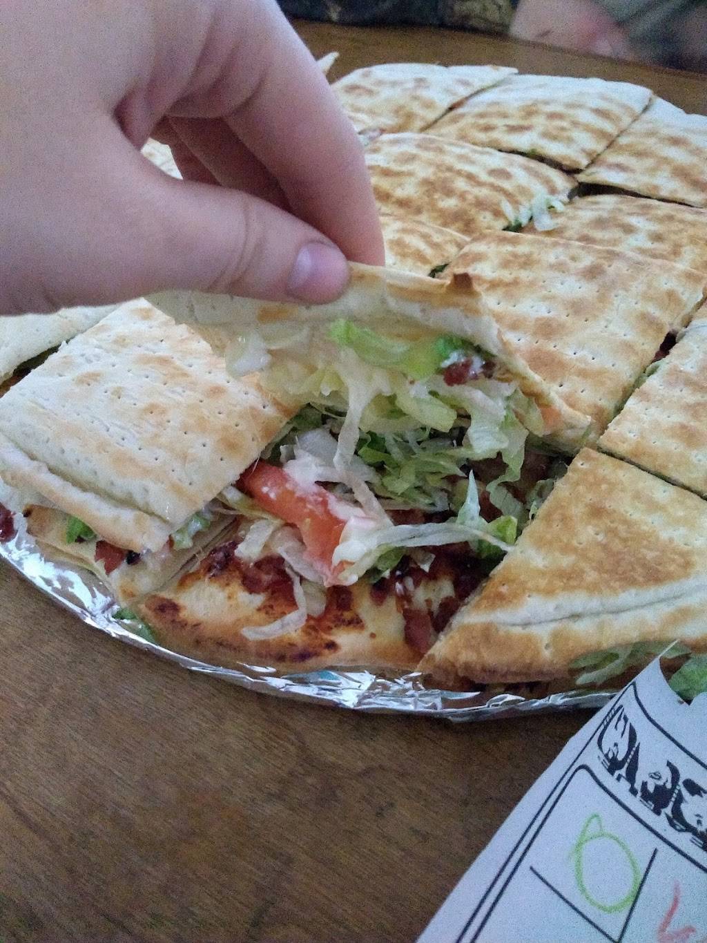 Dans Family Restaurant | restaurant | 400 W Main St, Newark, OH 43055, USA | 7403498549 OR +1 740-349-8549