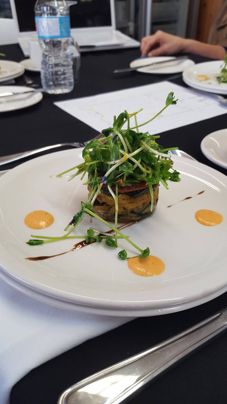 Traiteur Les Cuisines Leblanc | restaurant | 266 Rue Saint-Ignace, La Prairie, QC J5R 1E5, Canada | 4504442258 OR +1 450-444-2258