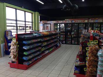 Valero Gas & Diesel | restaurant | 5050 Airport Fwy, Haltom City, TX 76117, USA | 6828416300 OR +1 682-841-6300