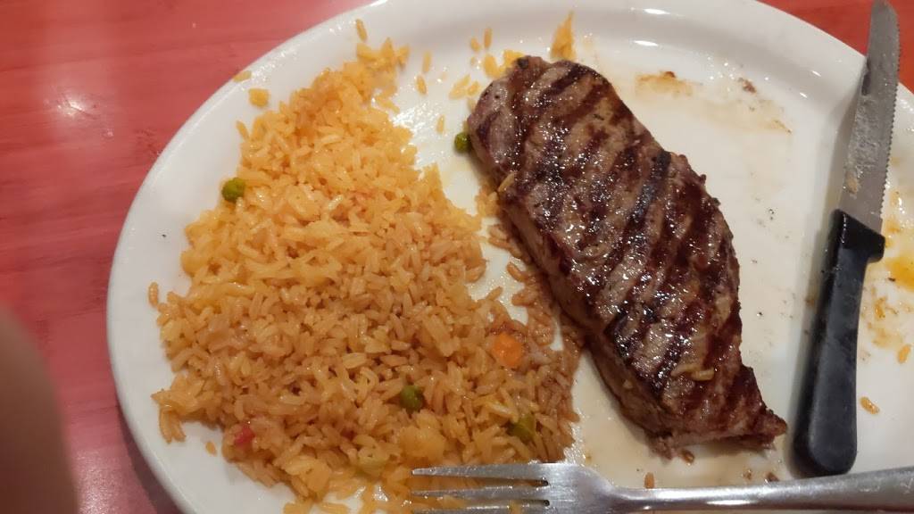 Casa de Oro Restaurant | restaurant | 123 N Main St, Chariton, IA 50049, USA | 6412178110 OR +1 641-217-8110