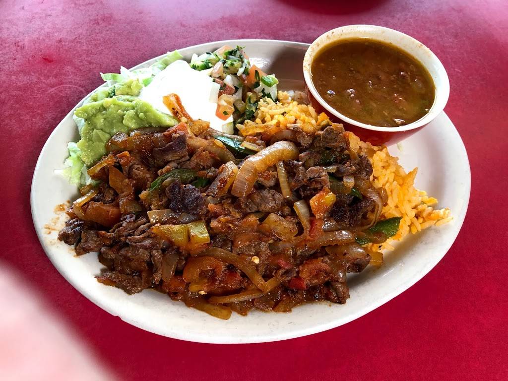 Chekos Mexican Restaurant & Bar | restaurant | 1304 W Koenig Ln, Austin, TX 78756, USA | 5124078480 OR +1 512-407-8480