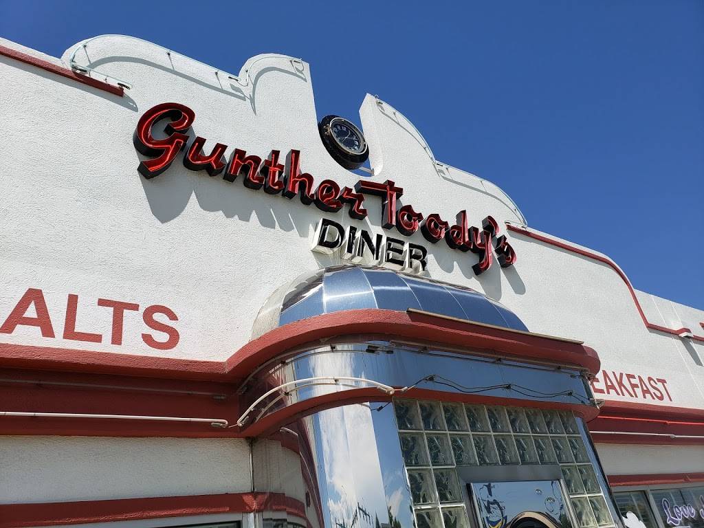 Gunther Toodys | restaurant | 301 W 104th Ave #4105, Northglenn, CO 80234, USA | 3034531956 OR +1 303-453-1956