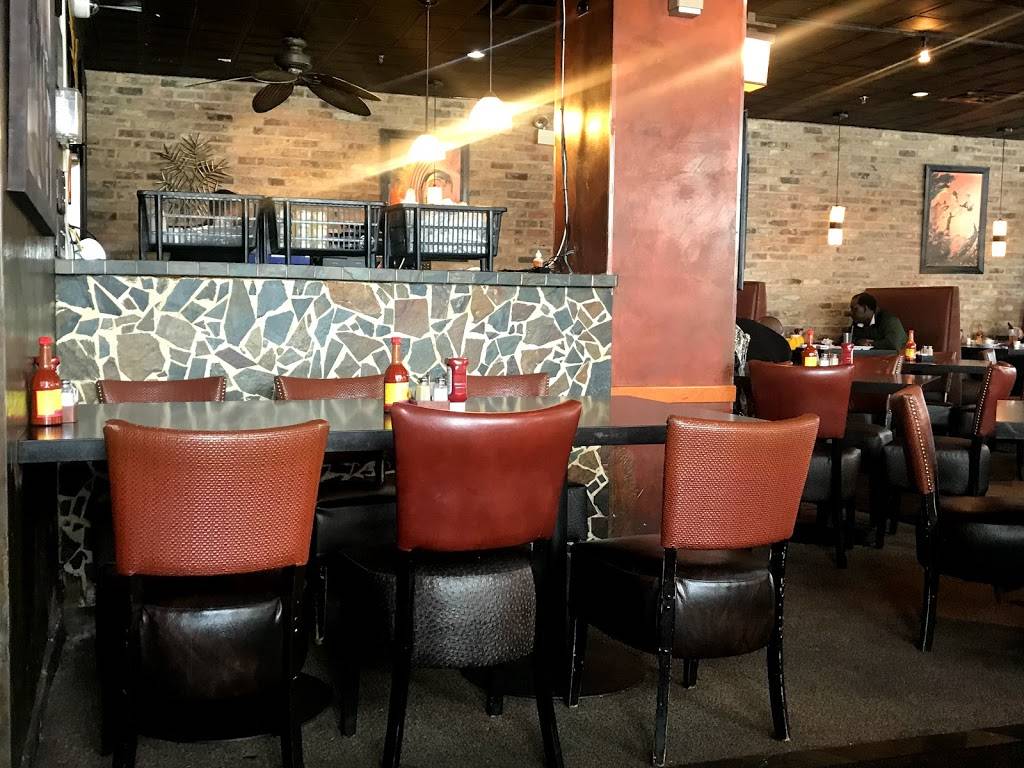 Chicagos Home of Chicken & Waffles | restaurant | 3947 S King Dr, Chicago, IL 60653, USA | 7735363300 OR +1 773-536-3300