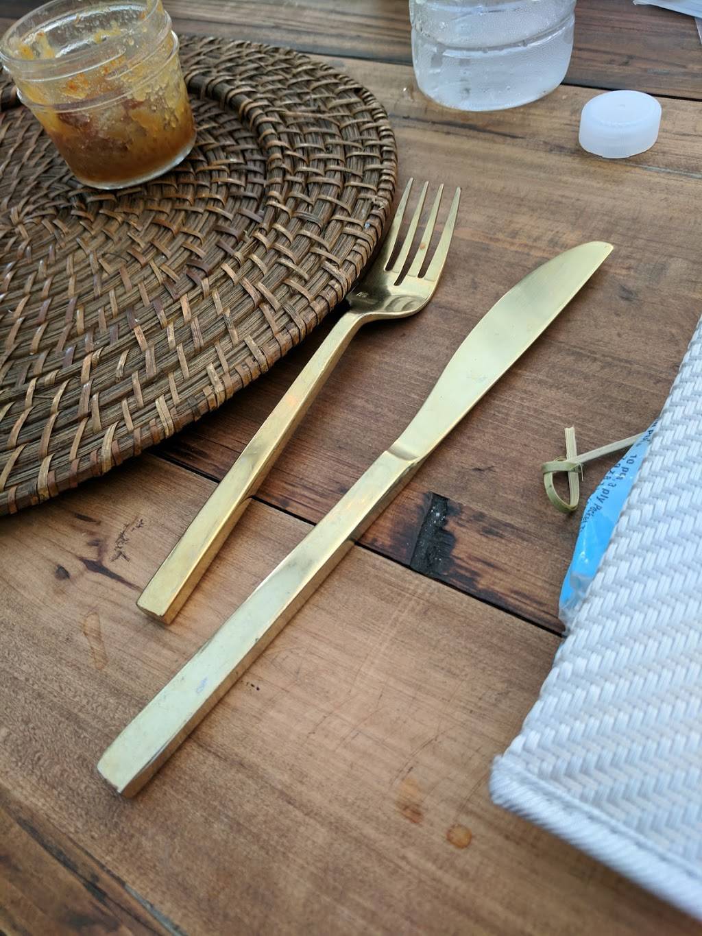 Robbers Row Grill | restaurant | 10 Clubhouse Dr, Hilton Head Island, SC 29928, USA | 8436811751 OR +1 843-681-1751