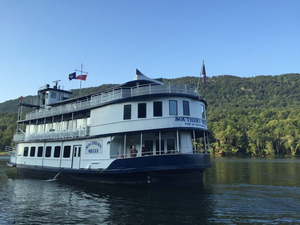 3rd Deck Burger Bar | restaurant | 151 Riverfront Pkwy, Chattanooga, TN 37402, USA | 4232664488 OR +1 423-266-4488