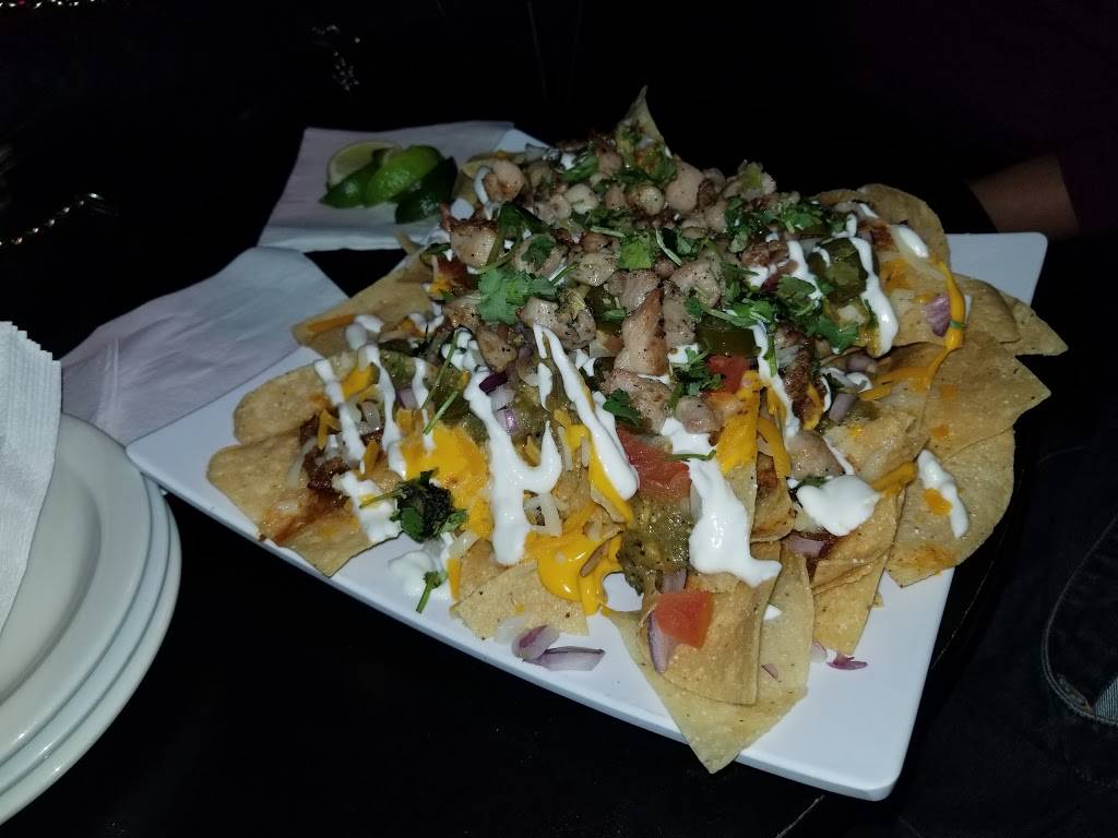 New Wave Restaurant | restaurant | 17847 Lakewood Blvd, Bellflower, CA 90706, USA | 5627908274 OR +1 562-790-8274