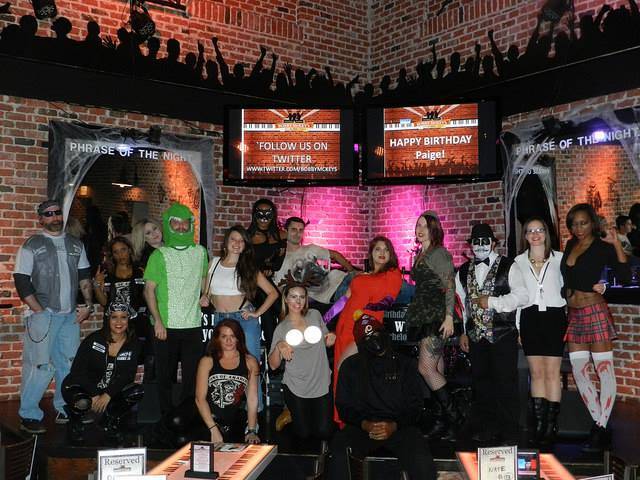 Bobby McKeys Dueling Piano Bar | night club | 172 Fleet St, National Harbor, MD 20745, USA | 3016022209 OR +1 301-602-2209