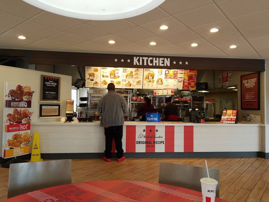 KFC | restaurant | 326 E Grover St, Shelby, NC 28150, USA | 7044874146 OR +1 704-487-4146