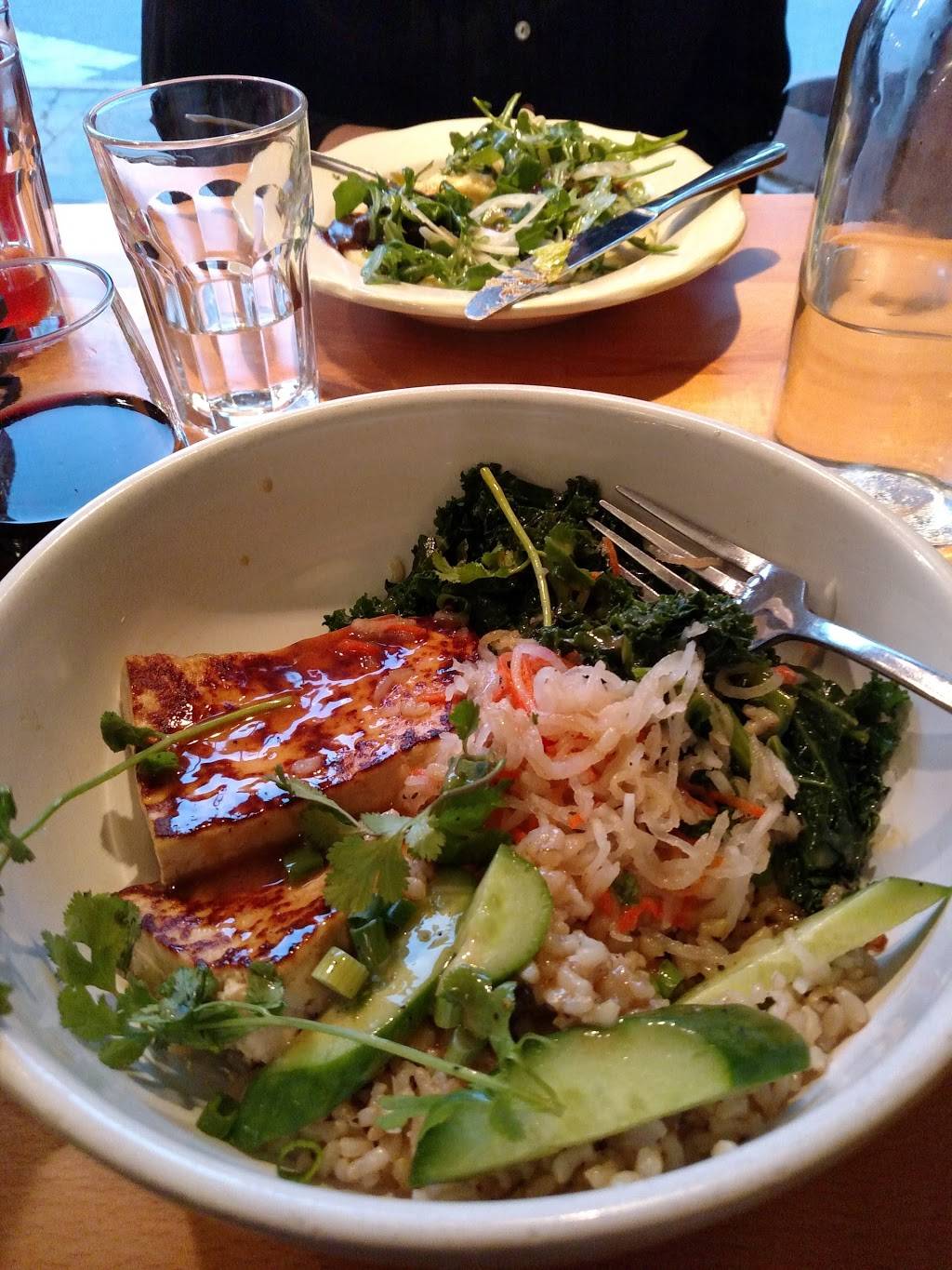 Beachwood Cafe | cafe | 2695 N Beachwood Dr, Los Angeles, CA 90068, USA | 3238711717 OR +1 323-871-1717