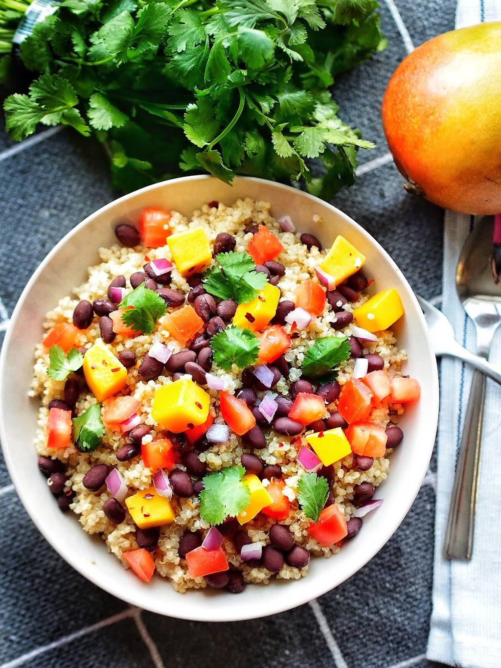 EZ Vibe Meals | meal delivery | 2324 Florin Rd, Sacramento, CA 95822, USA | 9167678621 OR +1 916-767-8621