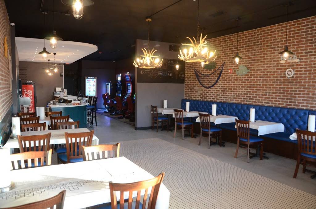 Wild Crab Boil | restaurant | 2450 N, US-12 unit i, Spring Grove, IL 60081, USA | 8155810142 OR +1 815-581-0142