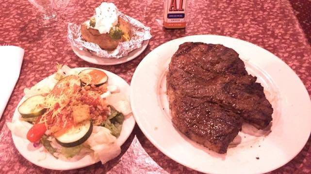 Prime Quarter Steak House | restaurant | 1900 Humes Rd, Janesville, WI 53545, USA | 6087521881 OR +1 608-752-1881